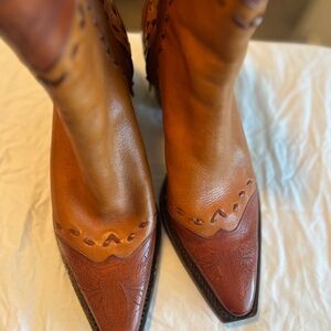 Charlie 1 Horse Tooled Leather Calf Boots – Size 8